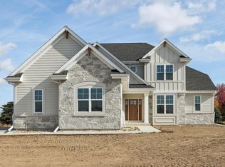 W275N8384 Marshall Dr LOT 165, Hartland, WI 53029