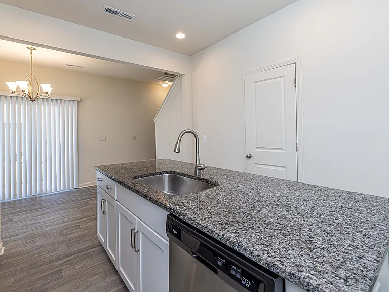 14129 Clayborn St — Photo 8