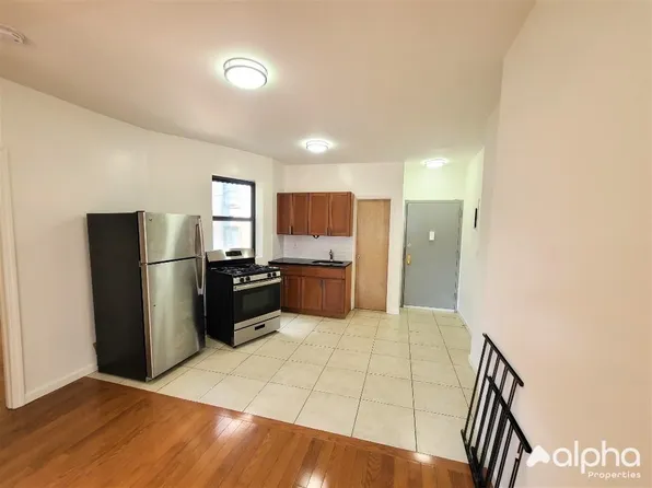 371 South 5th Street image 4 of 8