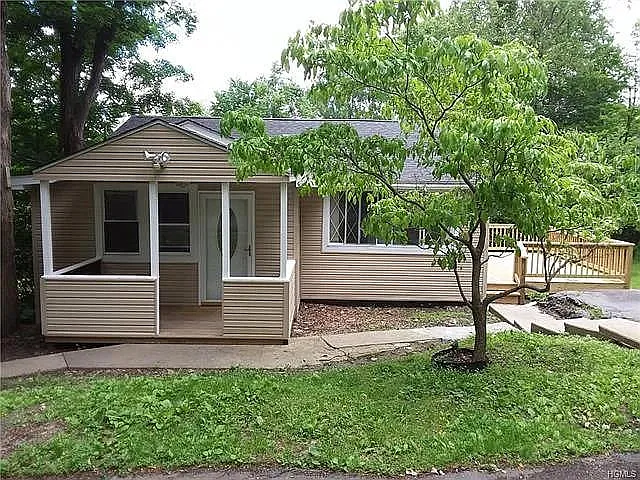 2 Crestwood Trl — Photo 10