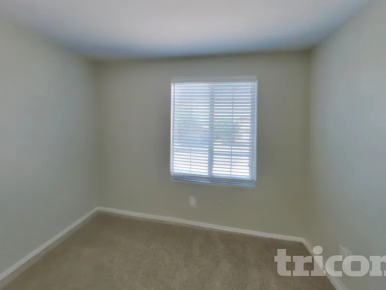 7213 W Pioneer St — Photo 15