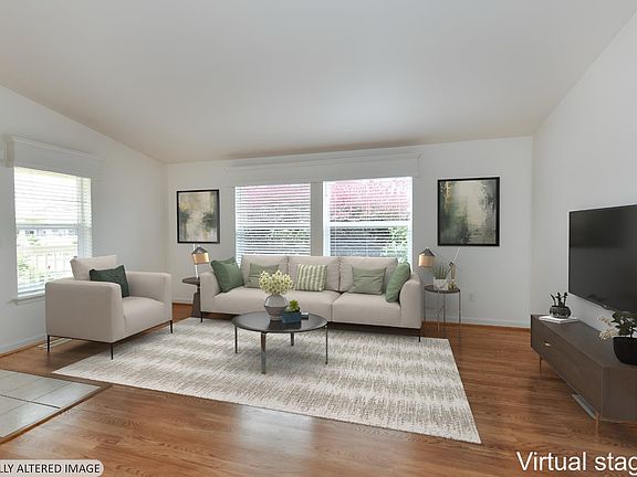 5th image of 145 Westgate Circle