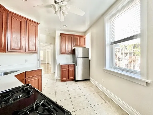 5645 N Wayne Ave #2N — Photo 2