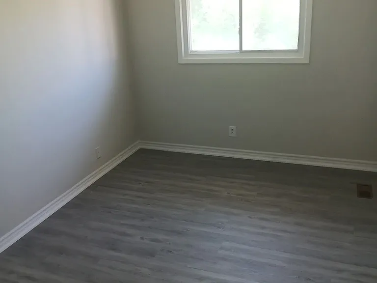 1128 Upper Wellington St #12 — Photo 5