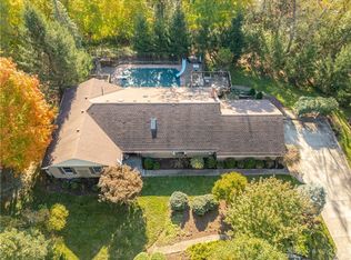 50 Grange Hall Rd, Dayton, OH 45430