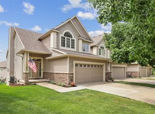 14102 Ridgemont Dr, Urbandale, IA 50323