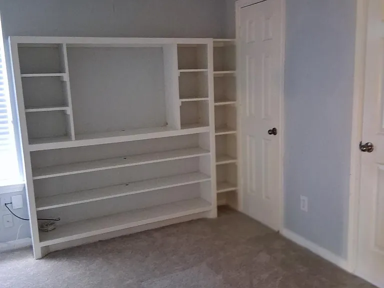 7915 Wolfield Ln — Photo 14