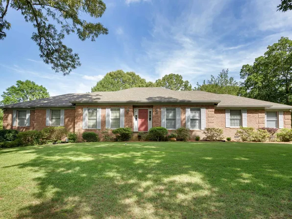 30 Cedar Bend Dr, Florence, AL 35634