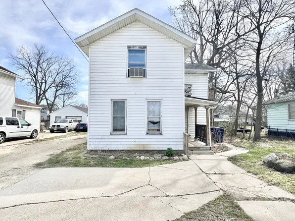 327 Center Ave #2, Janesville, WI 53548
