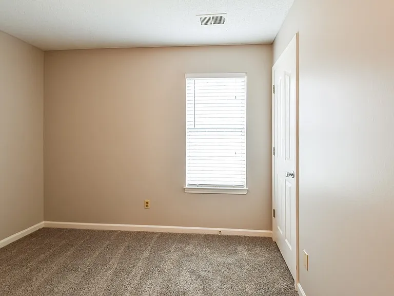 7341 Lee Ann Dr — Photo 14