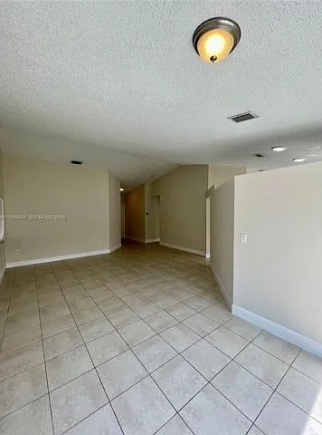 13772 SW 145th Ter — Photo 14
