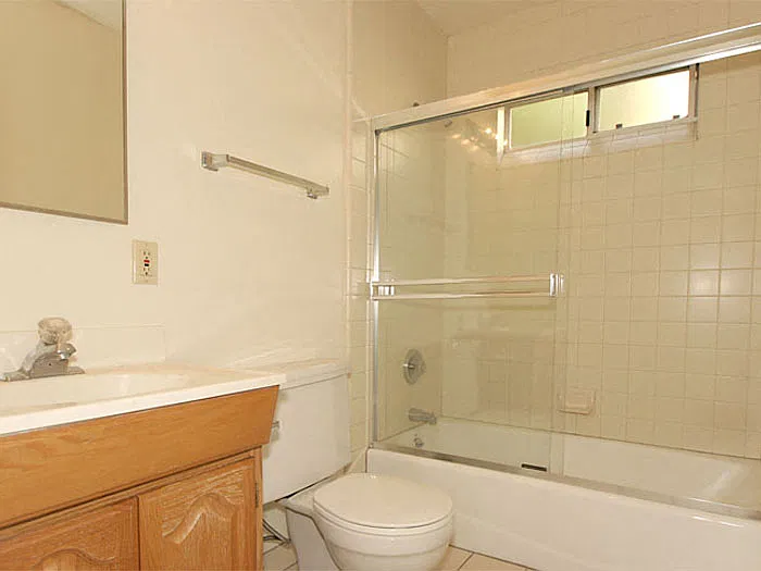 559 Matadero Avenue — Photo 2
