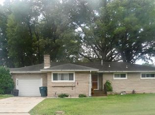 4005 W Woodway Dr, Muncie, IN 47304