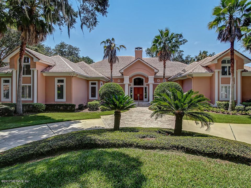 1st image of 225 Plantation Cir S