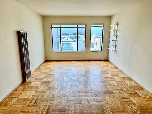 1612 48th Ave #10 — Photo 5