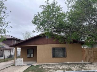 615 E Morin St, Del Rio, TX 78840