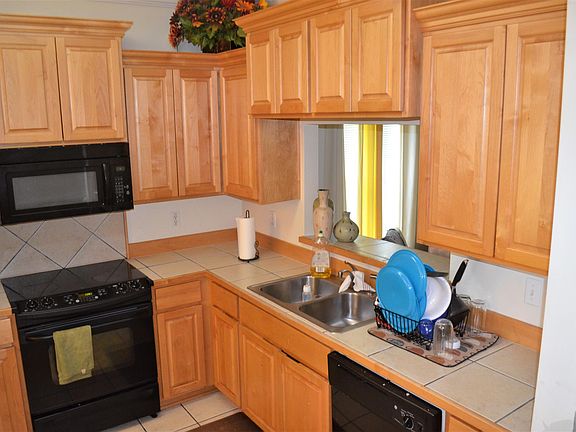 4th image of 13621 Hidden Oaks Dr