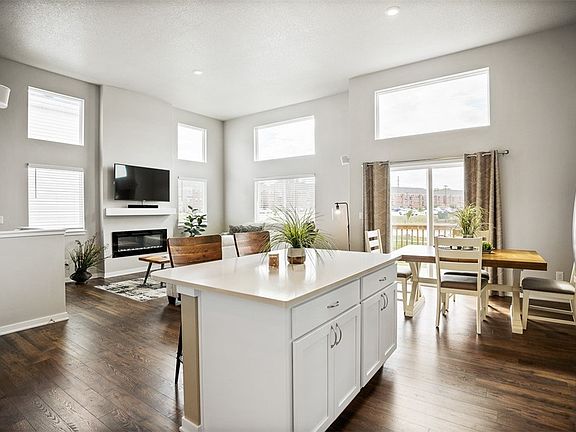 3rd image of 1780 Apex Ave