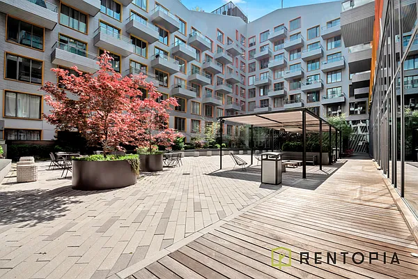 Rented by The KCI Group | media 93