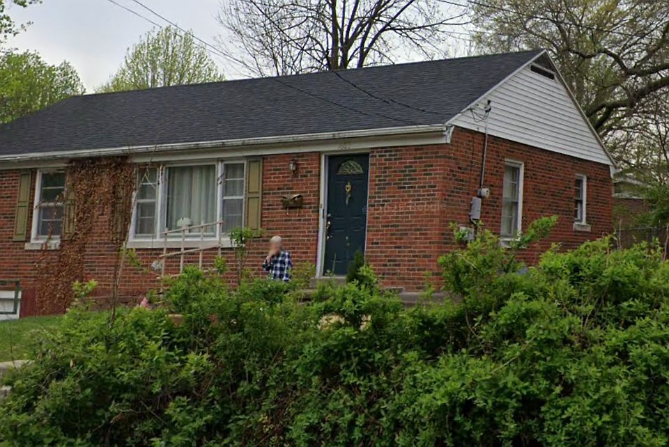 1st image of 1603 W McCarty St