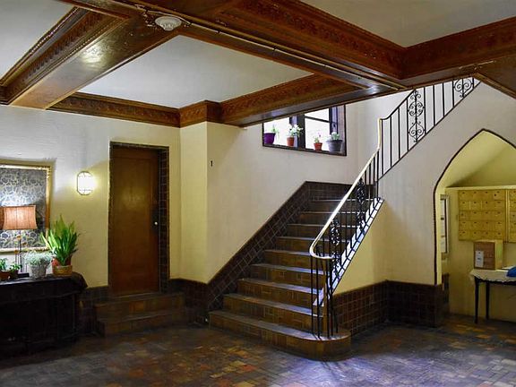 2nd image of 117 Kensington Ave APT 104