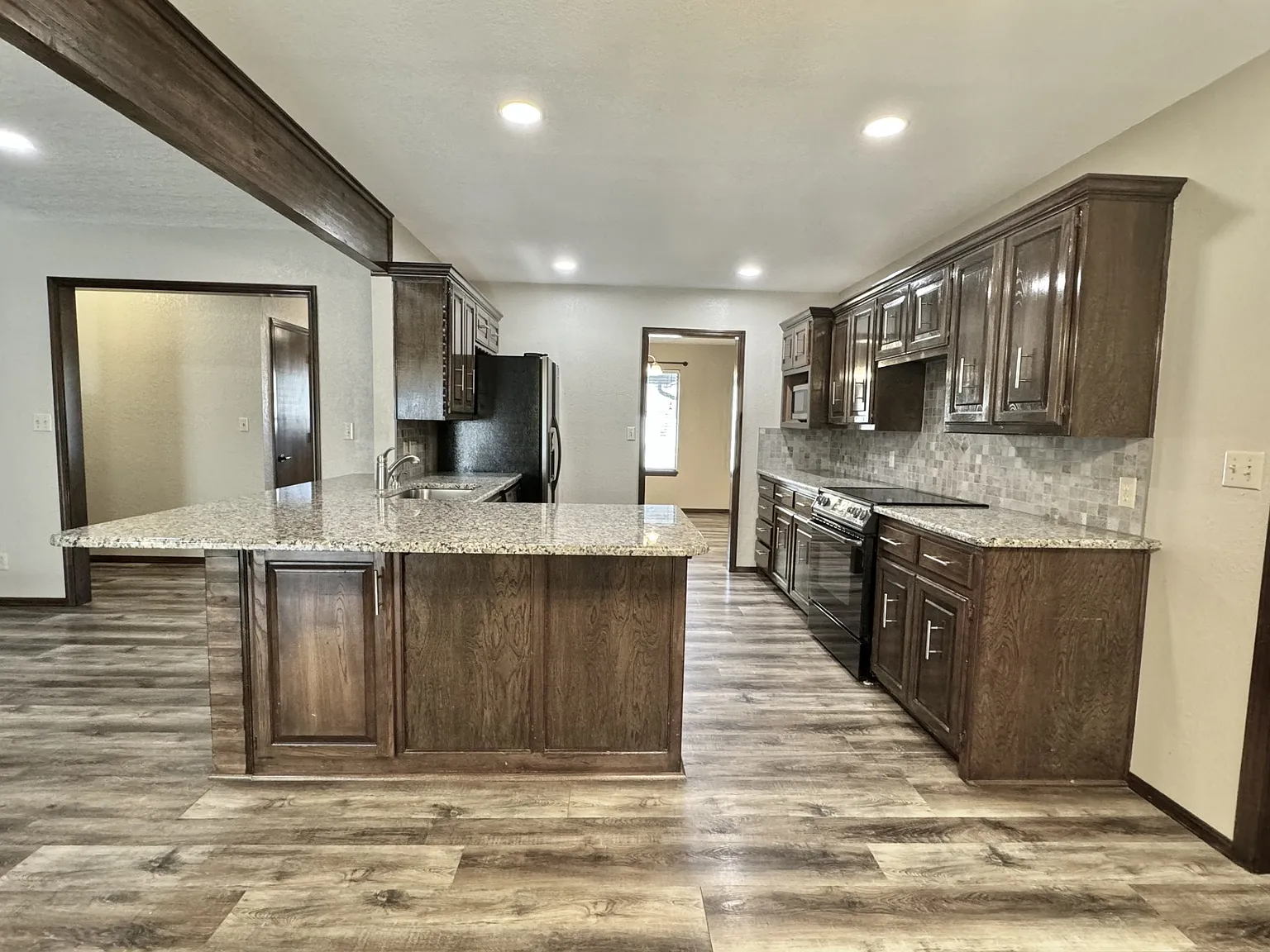 1414 Quail Creek Dr — Photo 4