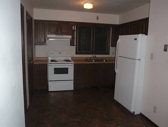 2nd image of 519 Morris St APT 6