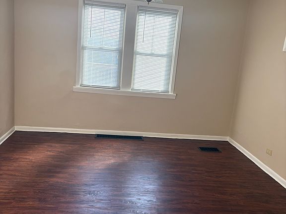 5th image of 2521 Glenarm Ave