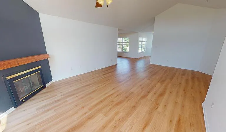 1741 Coburn Ct #ENTIRE — Photo 4