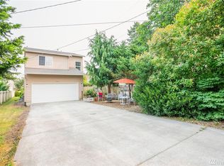 2818 W Connecticut St, Bellingham, WA 98225