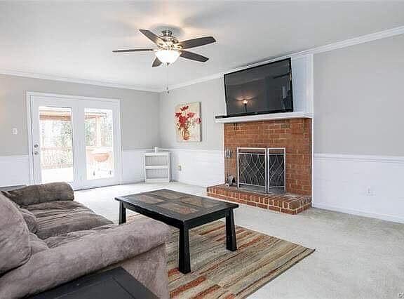 5th image of 337 Wadsworth Dr