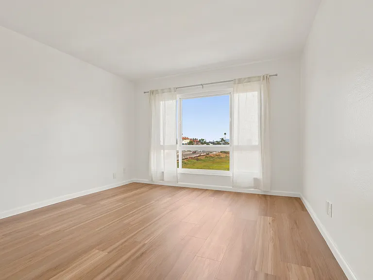 1111 Seacoast Dr #46 — Photo 11