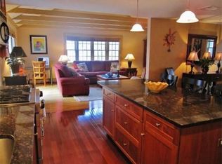 18 Stagecoach Rd, Medfield, MA 02052