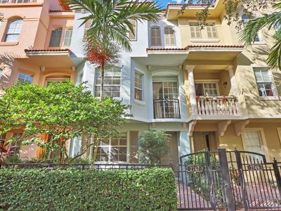 2747 Ravella Way, Palm Beach Gardens, FL, 33410