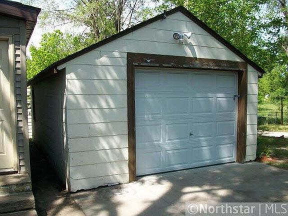 4th image of 2816 7TH Avenue NW