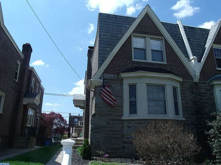 1st image of 4016 Hartel Ave