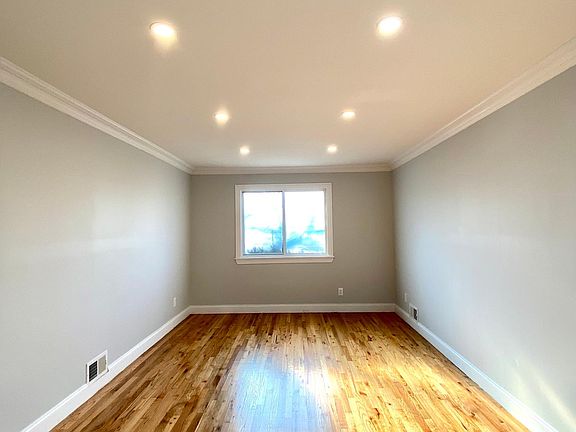 4th image of 77 Slater Blvd #1
