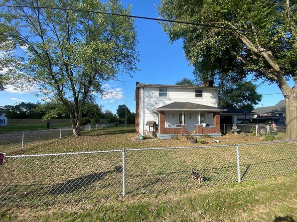 401 Hickory Ave