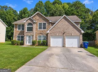 630 Ironstone Dr, Fairburn, GA 30213