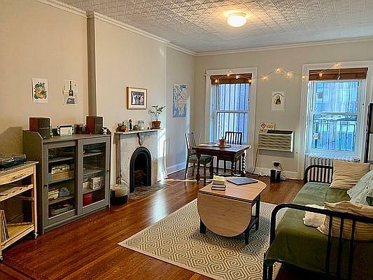 1st image of 328 E 30th St #3