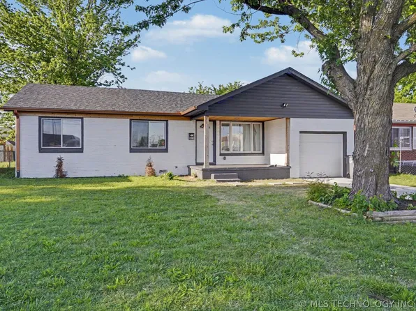 8018 E 1st St, Tulsa, OK 74112