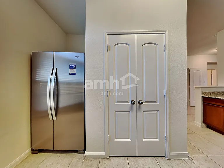 9210 Bald Cypress St — Photo 4