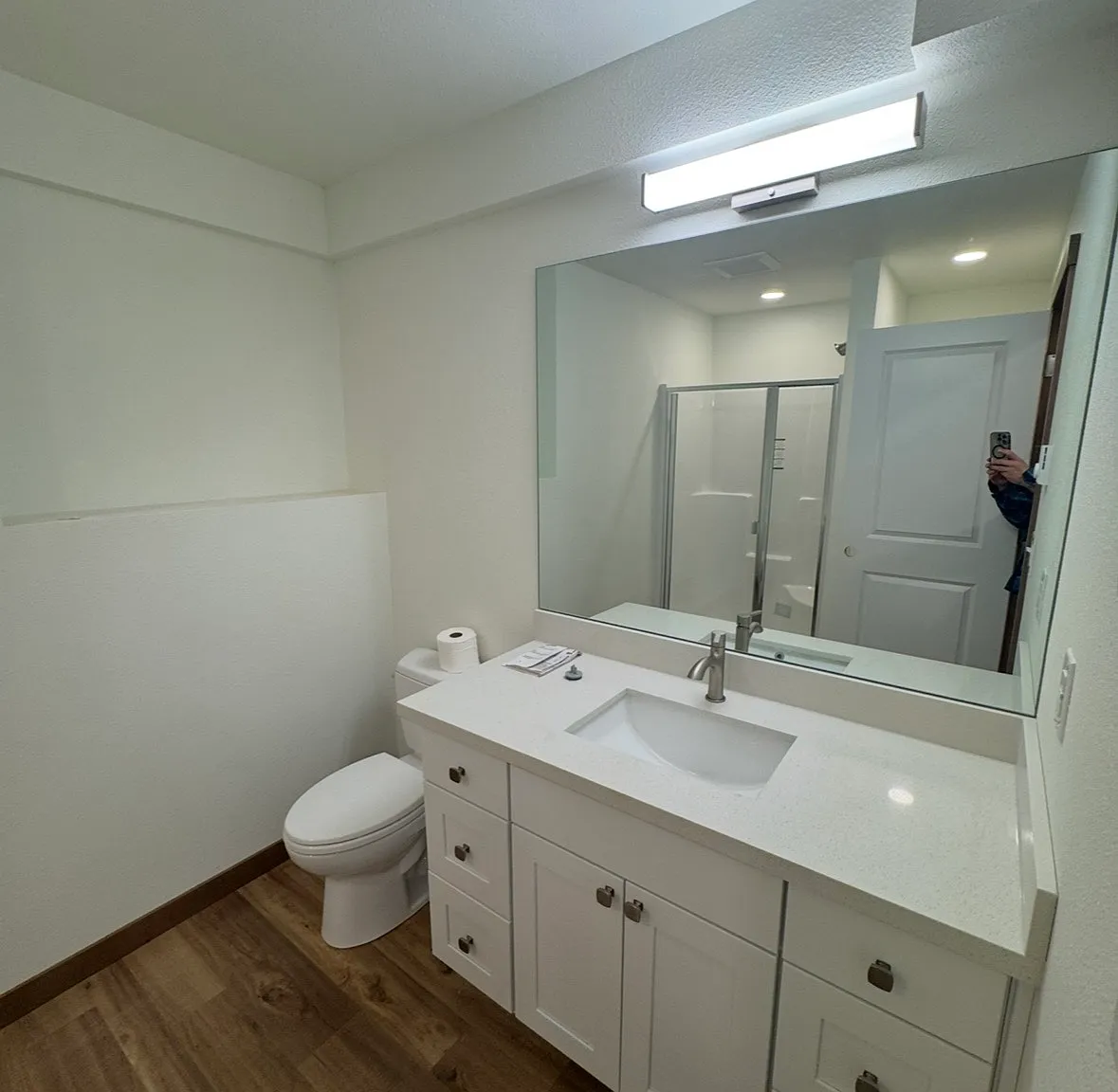 2 bed, 900 sqft, $2,300 — Photo 3