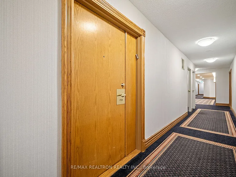 100 Upper Madison Ave #1709 — Photo 8