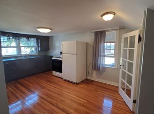 2300 Sunset Ave FLOOR 2, Utica, NY 13502