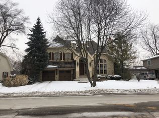 1021 Royal Street George Dr, Naperville, IL 60563