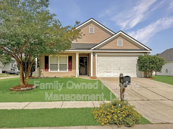 261 Emerald Isle Dr, Moncks Corner, SC 29461