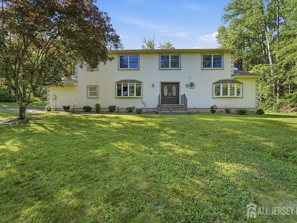 1st image of 6 King Arthurs Ct