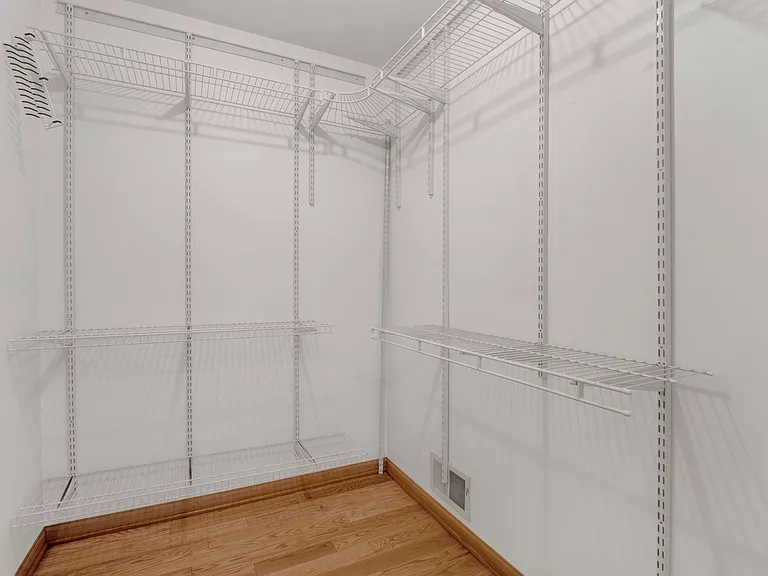 2164 Seaver Ln — Photo 21
