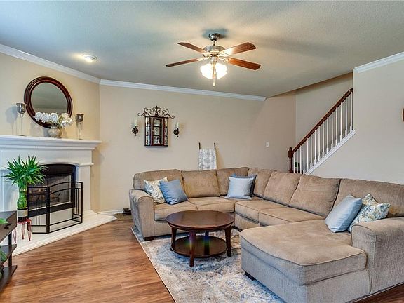 4th image of 10009 Butte Meadows Dr